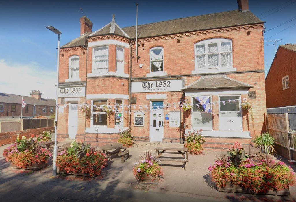 1852 Brewery Co. - Charming English Pub To Let With Restaurant Facilities