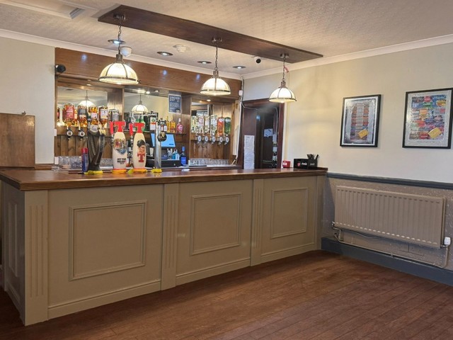 Anvil Inn - Pub social area